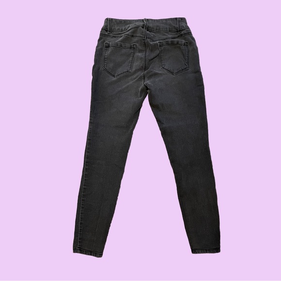 2 Pairs of Women's Black Jeans - Picture 2 of 3